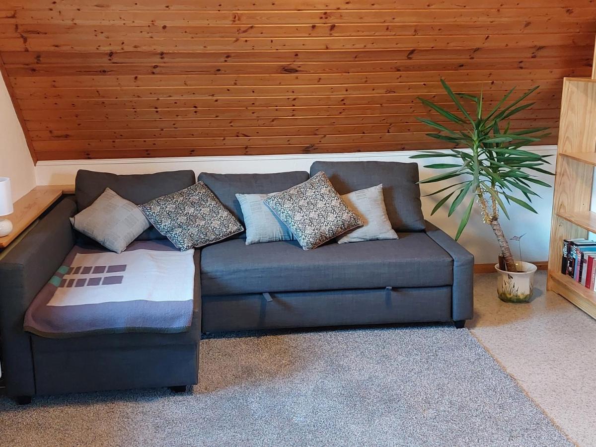 Dachgeschosswohnung Mit Burgblick In Kues Commune fusionnée de Commune fusionnée de Bernkastel-Kues Extérieur photo